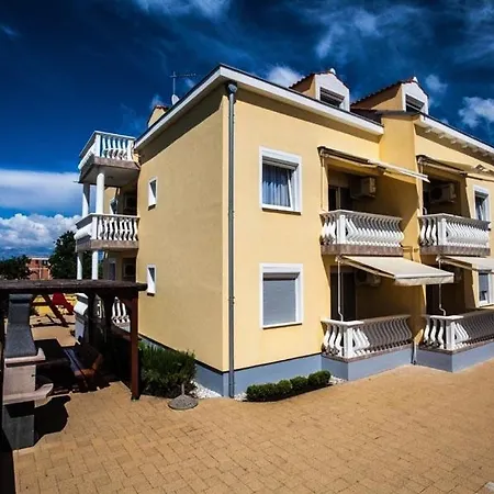Konukevi In Zaton (Zadar)