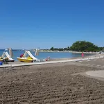 Pensión In 3*
